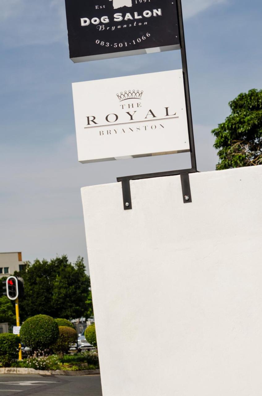 The Royal Bryanston Hotel Йоханесбург Екстериор снимка